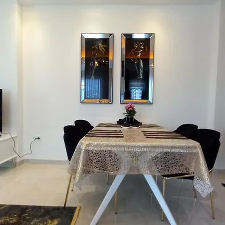 Yekta Kingdom Trade Center 1+1 Apartment *